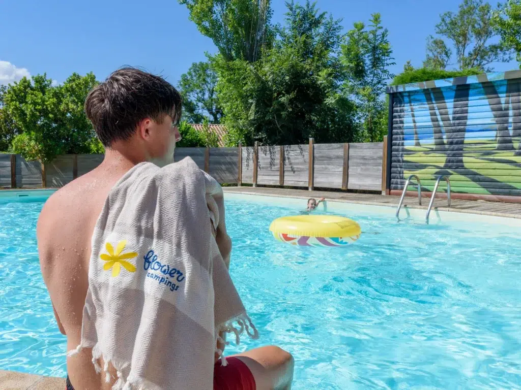 Piscine chauffée du Camping Saint Martin à Revel dans le Tarn près de Castres